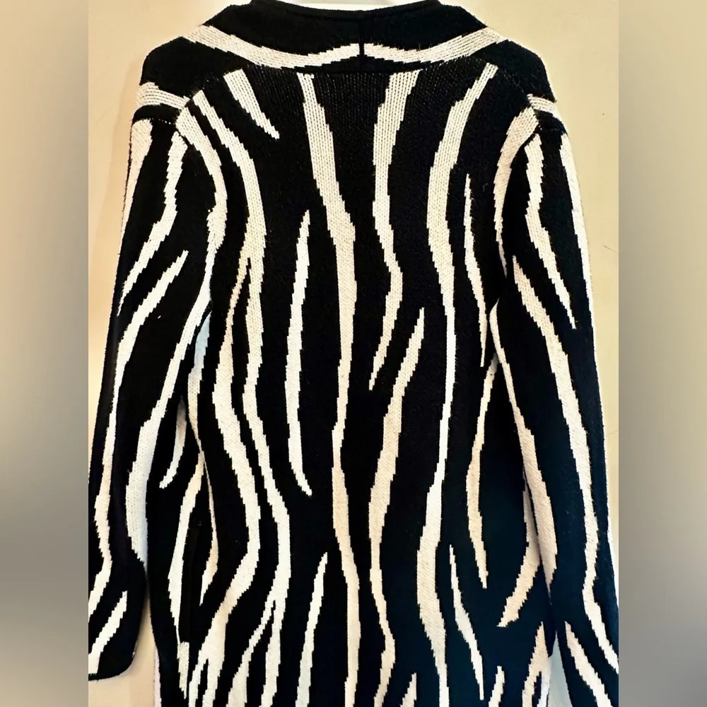 Banana Republic Black and White Striped Cardigan XS - Picture 5 of 6